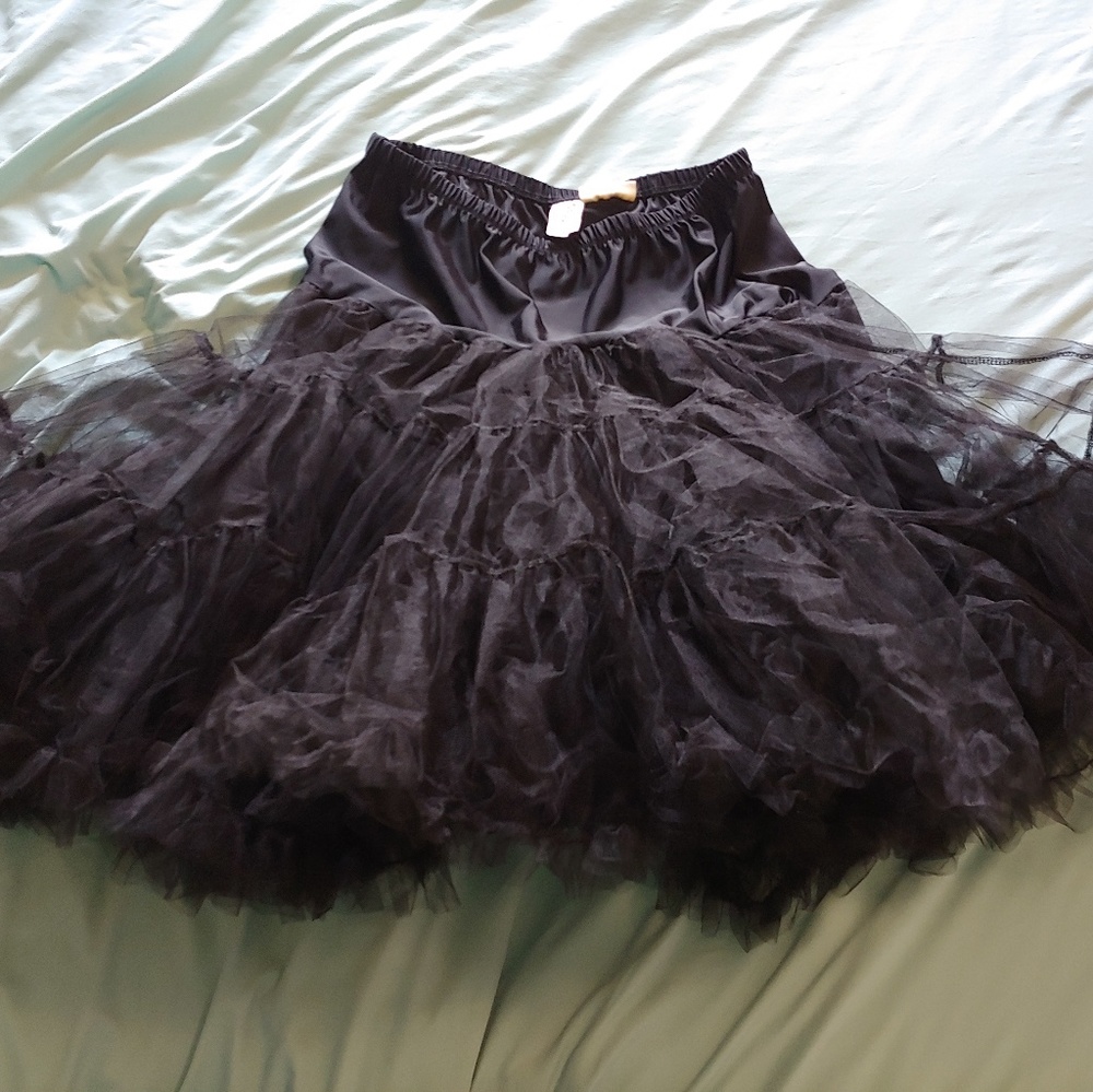 26 inch Black Organza Petticoat